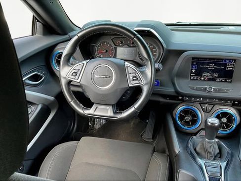 Used 2021 Chevrolet Camaro LT image 8