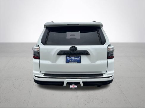 Used 2019 Toyota 4Runner Limited AWD/4WD image 8