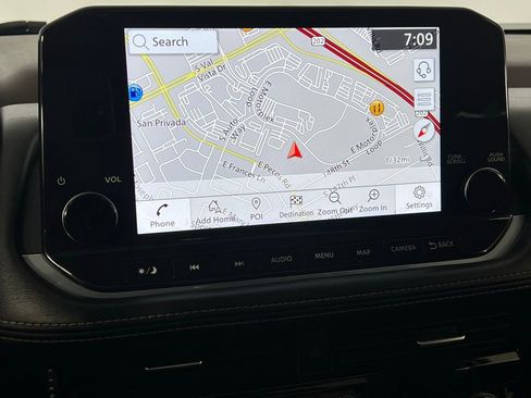 Used 2023 Nissan Rogue SL w/ SL Premium Package image 19