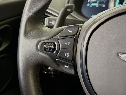 Used 2018 Aston Martin DB11 V12 image 24