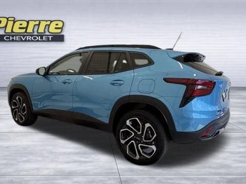 New 2026 Chevrolet Trax RS FWD image 2