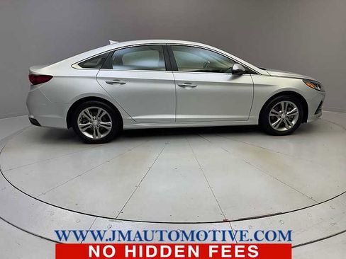 Used 2019 Hyundai Sonata SEL w/ Tech Package 02 FWD image 6