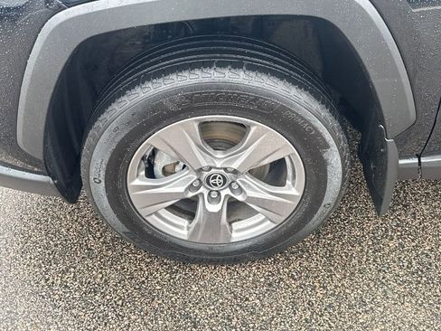 Used 2024 Toyota RAV4 XLE w/ Convenience Package image 37