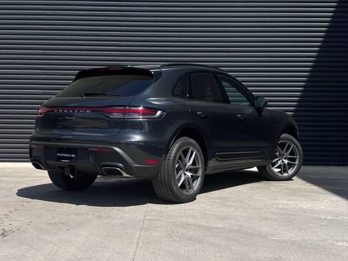 Certified 2026 Porsche Macan AWD/4WD image 7