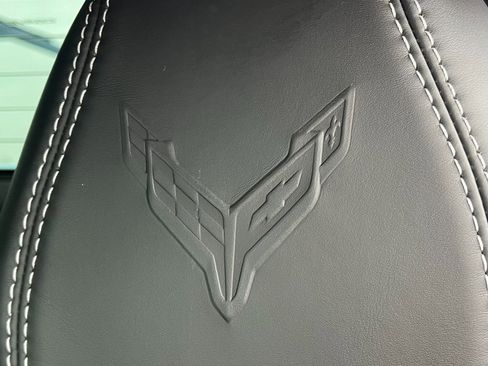 Used 2023 Chevrolet Corvette Stingray Premium Conv w/ Z51 Performance Package image 13