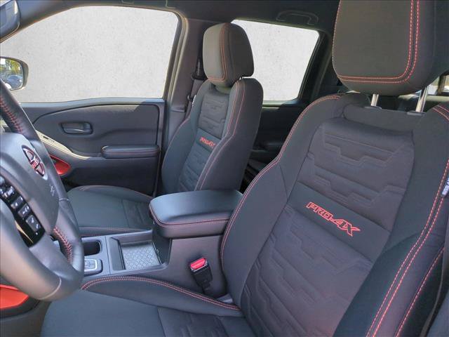 Used 2026 Nissan Frontier PRO-4X AWD/4WD image 15