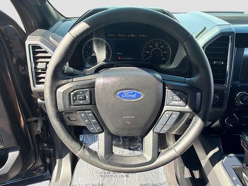 Used 2017 Ford F150 XLT w/ Equipment Group 302A Luxury AWD/4WD image 18