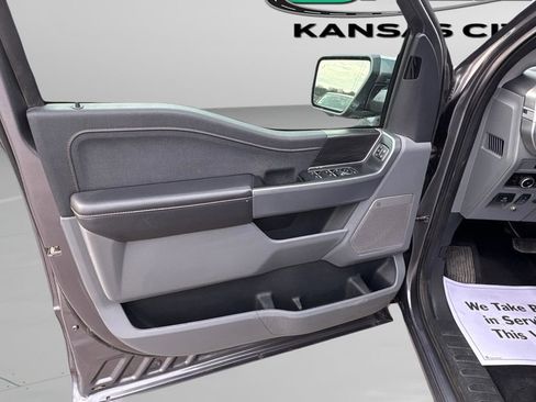 Used 2025 Ford F150 Lariat w/ Equipment Group 501A Mid image 17