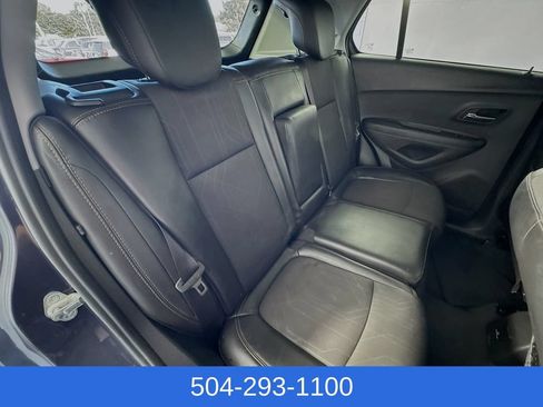 Used 2019 Chevrolet Trax LT w/ LT Convenience Package FWD image 25