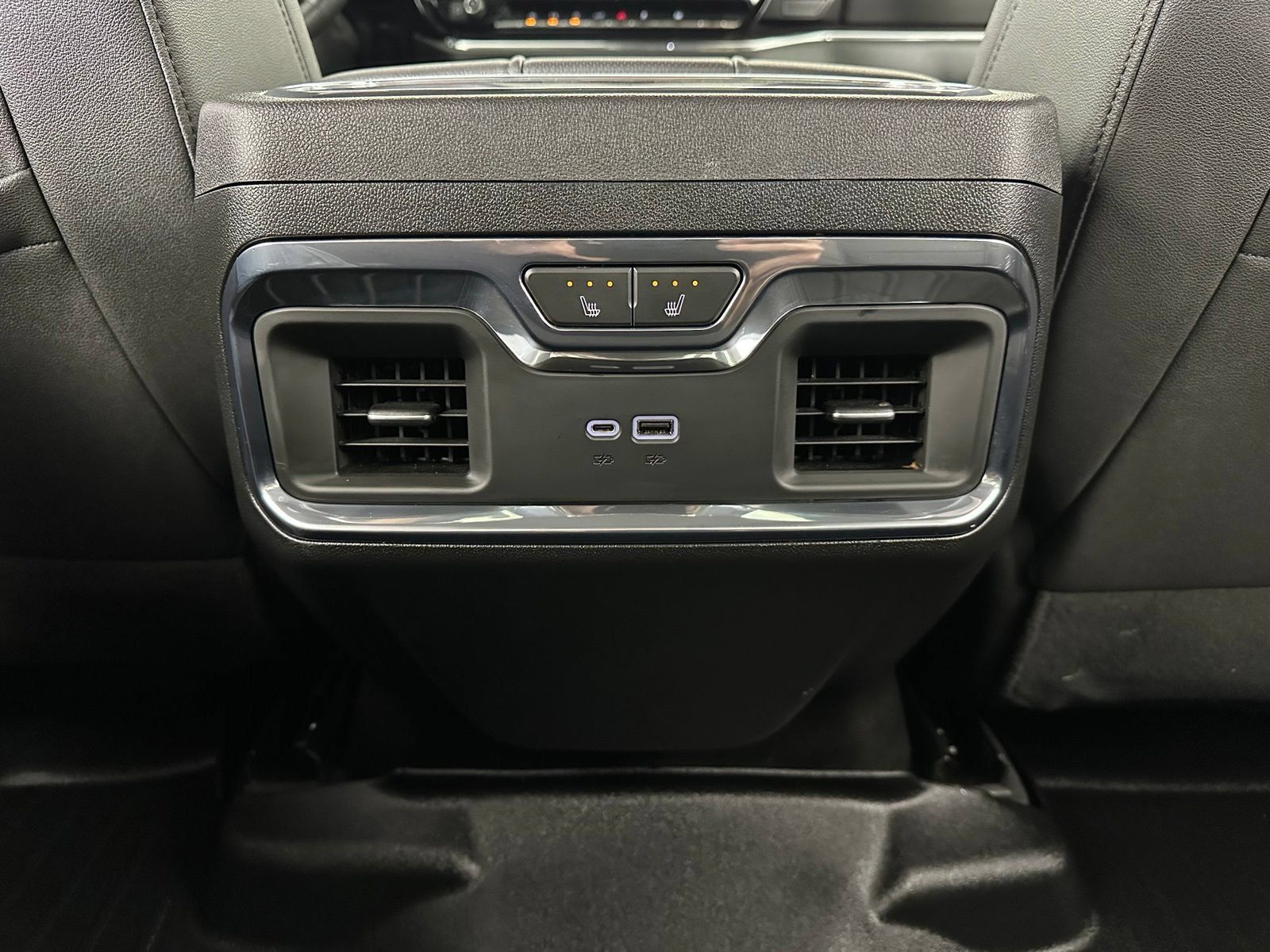 Used 2023 Chevrolet Silverado 1500 LTZ w/ Technology Package AWD/4WD image 36