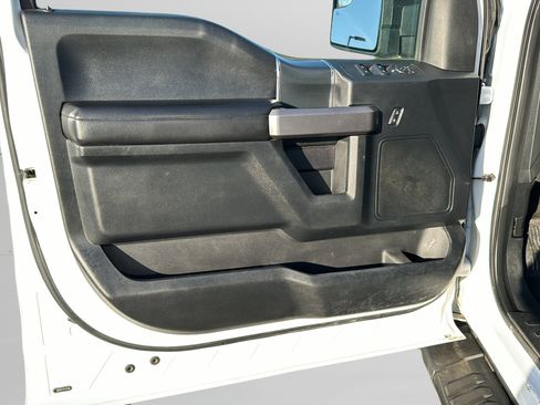 Used 2019 Ford F150 XLT w/ Equipment Group 301A Mid image 19