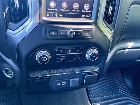 Used 2023 Chevrolet Silverado 1500 Custom AWD/4WD image 27