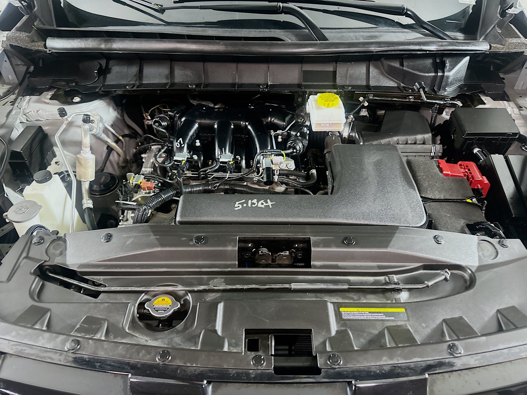 Used 2025 Nissan Pathfinder SV FWD image 35
