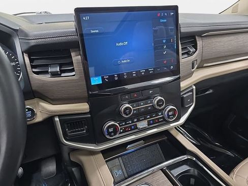 Used 2024 Ford Expedition Limited AWD/4WD image 20