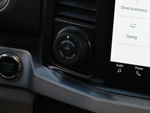 Used 2026 Ford F450 Platinum w/ Platinum Plus Package image 36