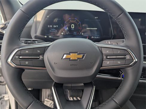 New 2026 Chevrolet Equinox LT w/ Convenience Package II image 12