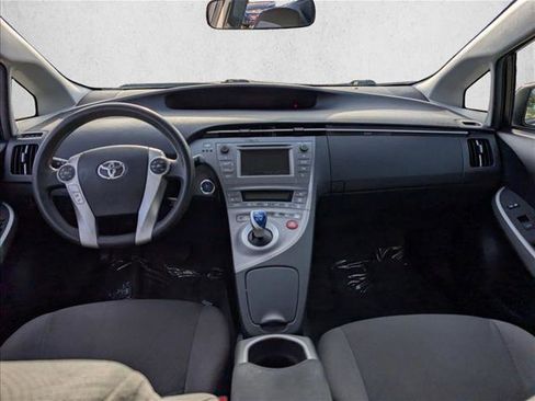 Used 2015 Toyota Prius Two image 14