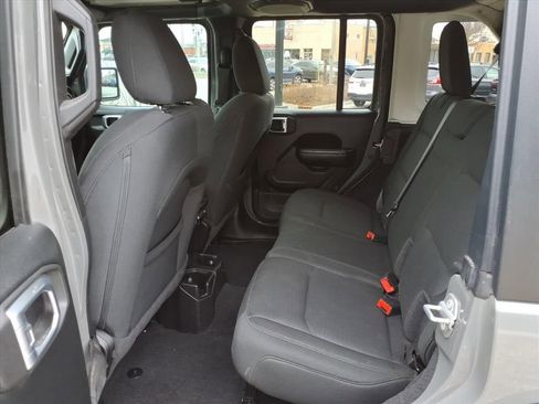 Used 2021 Jeep Wrangler Unlimited Sport AWD/4WD image 28