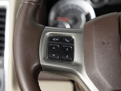 Used 2015 RAM 1500 Laramie w/ Convenience Group image 31