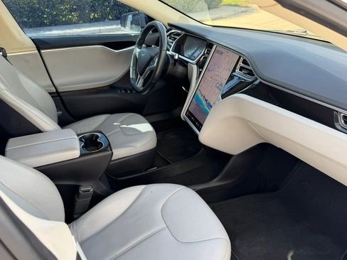 Used 2013 Tesla Model S Sedan 4D image 13
