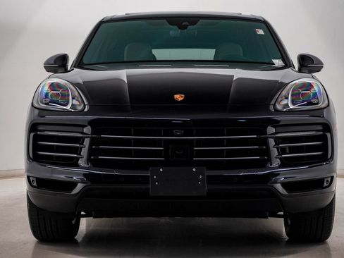 Certified 2022 Porsche Cayenne image 6