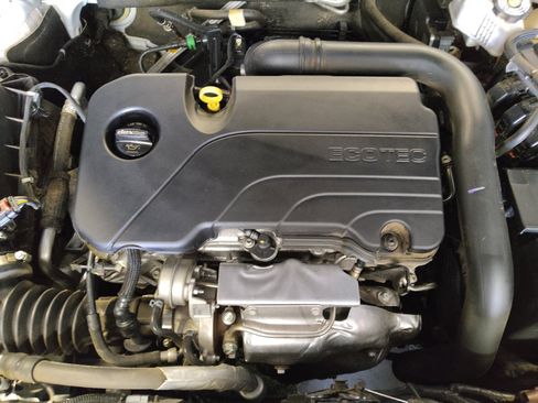 Used 2023 Chevrolet Malibu LT w/ Driver Confidence Package FWD image 30