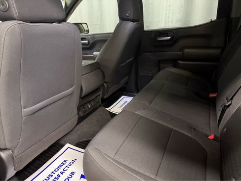 Used 2022 Chevrolet Silverado 1500 LT w/ Z71 Off-Road Package image 24