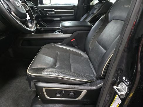 Used 2023 RAM 1500 Laramie AWD/4WD image 5