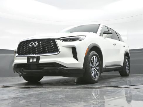 Used 2025 INFINITI QX60 Pure image 19