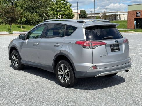 Used 2016 Toyota RAV4 XLE FWD image 6