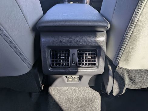 Used 2025 Toyota Camry SE w/ Convenience Package AWD/4WD image 20