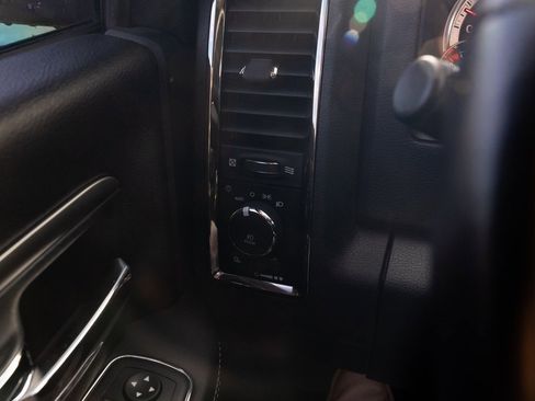 Used 2018 RAM 3500 Laramie w/ Sport Appearance Group image 13