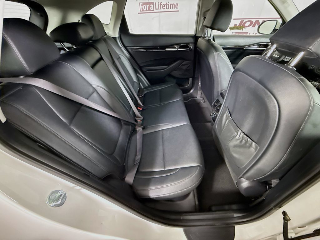 Certified 2024 Kia Seltos SX AWD/4WD image 28