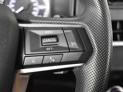 Used 2024 Mitsubishi Outlander ES image 21