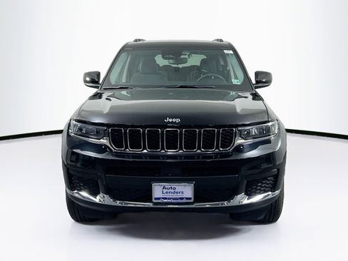 Used 2023 Jeep Grand Cherokee L Laredo w/ Luxury Tech Group I image 2