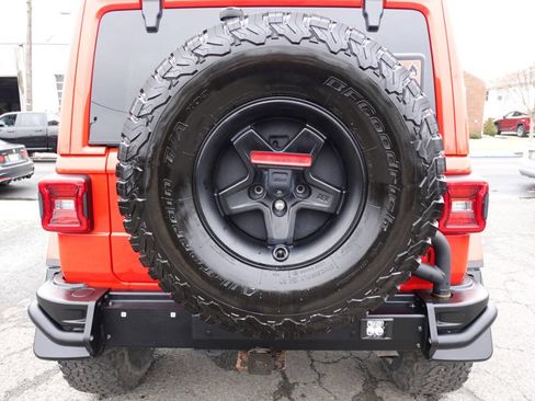 Used 2021 Jeep Wrangler Unlimited Rubicon w/ Dual Top Group AWD/4WD image 35