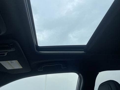 Certified 2025 Subaru Forester Sport image 28