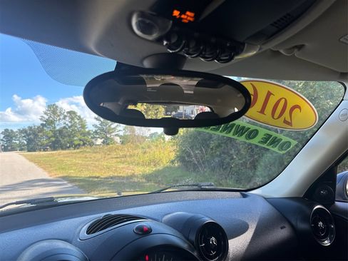 Used 2016 MINI Cooper Countryman S w/ Premium Package image 18