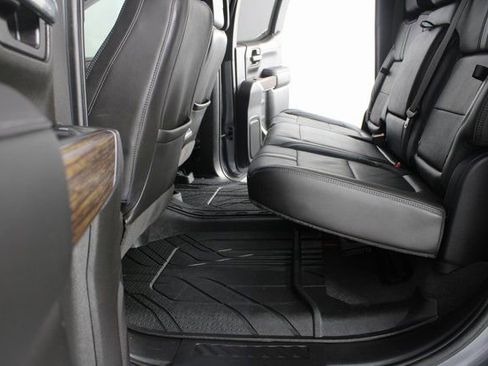 Used 2020 Chevrolet Silverado 1500 High Country image 19