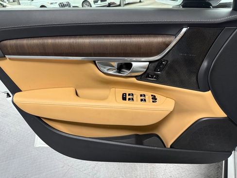 Used 2023 Volvo S90 B6 Ultimate w/ Protection Package Premier AWD/4WD image 8