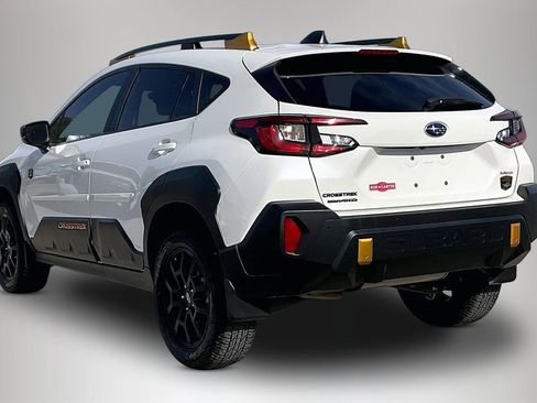Used 2025 Subaru Crosstrek 2.5i Wilderness w/ Crosstrek Mirror Package AWD/4WD image 4