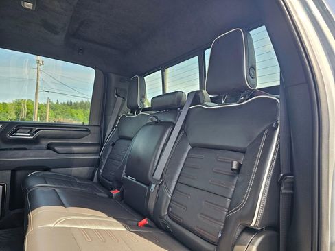 Used 2025 GMC Sierra 2500 AT4X w/ AT4X AEV Edition AWD/4WD image 18