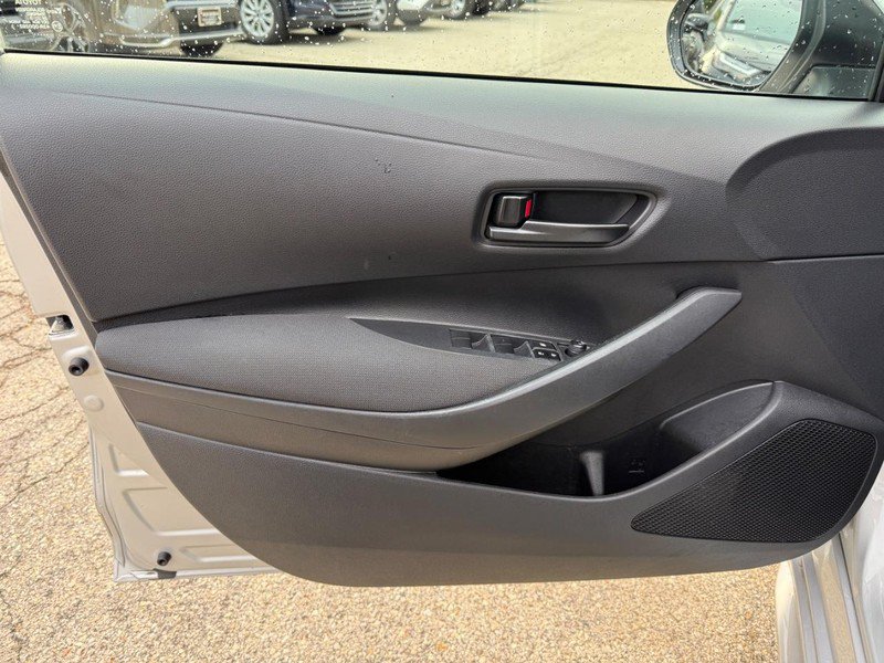 Used 2023 Toyota Corolla LE FWD image 19