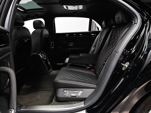 Used 2017 Bentley Flying Spur S V8 AWD/4WD image 39
