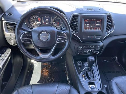 Used 2021 Jeep Cherokee Latitude Lux image 24