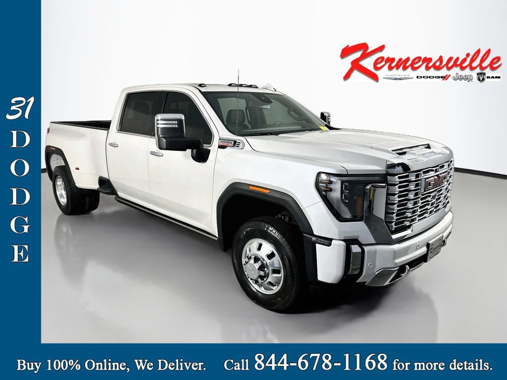 Used 2024 GMC Sierra 3500 Denali AWD/4WD image 1