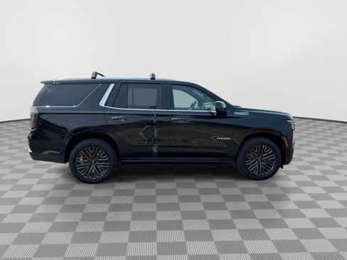 Certified 2025 Chevrolet Tahoe High Country AWD/4WD image 13
