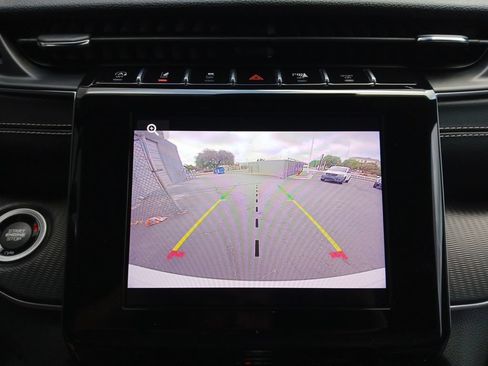 Used 2023 Jeep Grand Cherokee Altitude RWD image 9