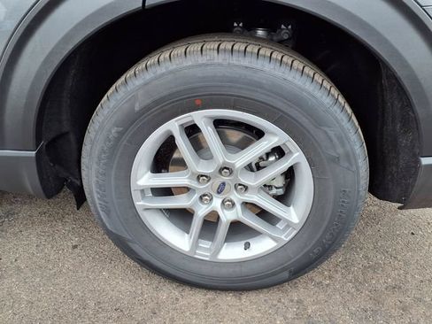 New 2026 Ford Explorer Active w/ Active Comfort Package RWD image 5