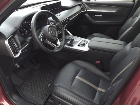 Used 2024 MAZDA CX-90 3.3 Turbo w/ Premium Plus Pkg image 9